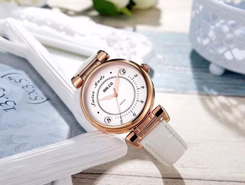 拜戈手表和浪琴是同档次的吗,天梭拜戈西铁城哪个好