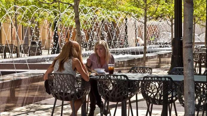 商业街景观如何打造,极致的商业街景观