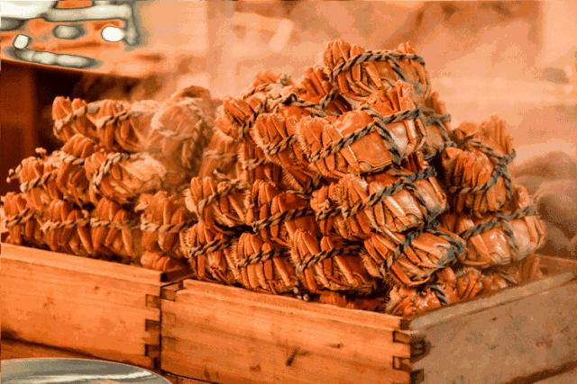 从320公里搬来“蟹中白富美”！北外滩酒店首创白兰地醉蟹畅吃！