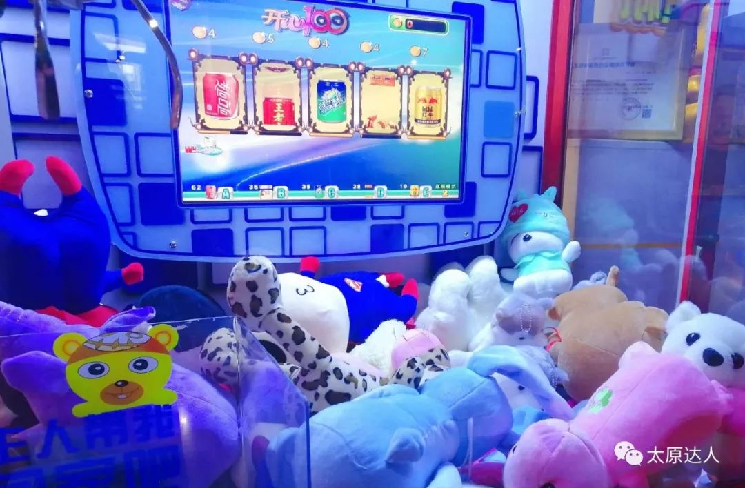 吃喝玩一体的温泉酒店有vr,沉浸式剧场ip酒店