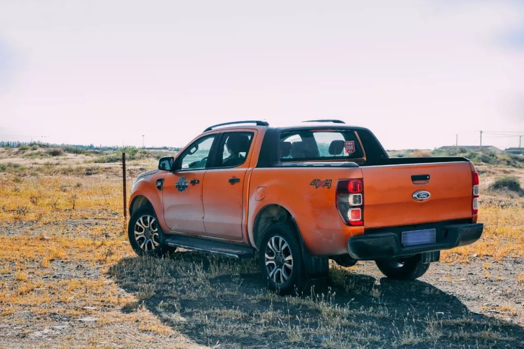 驾驶越野车去无人区的感受,驾驶沙漠越野正版