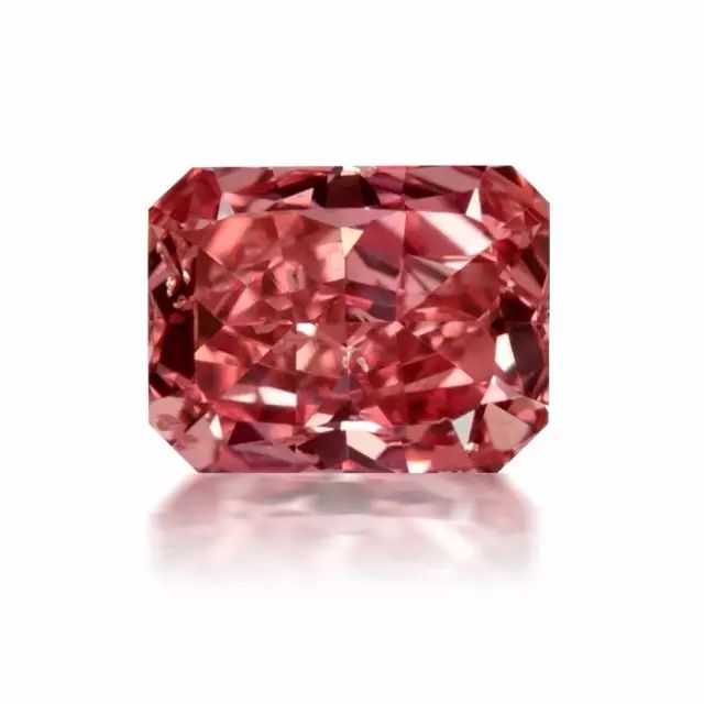 红钻燃烧的样子,红钻新世界狂欢