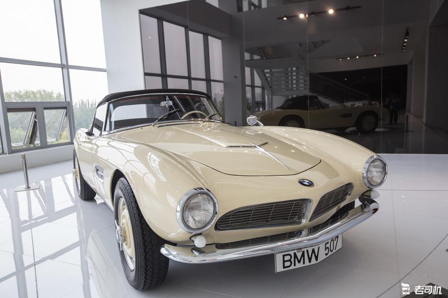 2022年全世界最豪华的宝马,全球首款宝马汽车