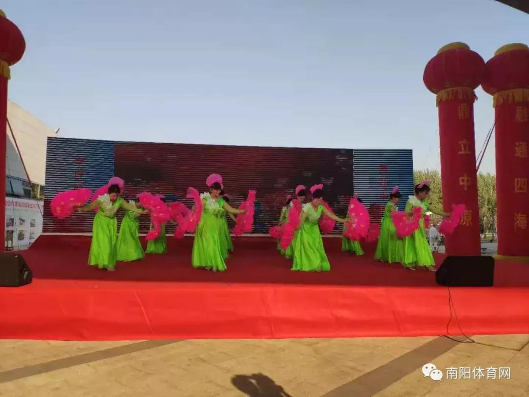 舞动广场健身操,2018南阳市广场舞健身操
