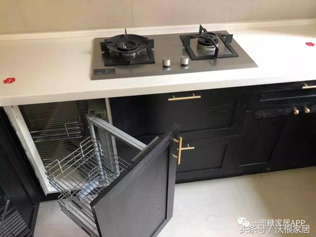 鸡肋厨房神改造，效果堪比整（huan）容（tou）
