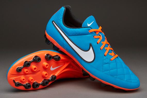 足球鞋鞋底都分为哪几样,足球鞋知识介绍