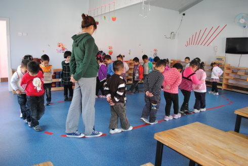 动物的花花衣教案ppt,动物花花衣模板