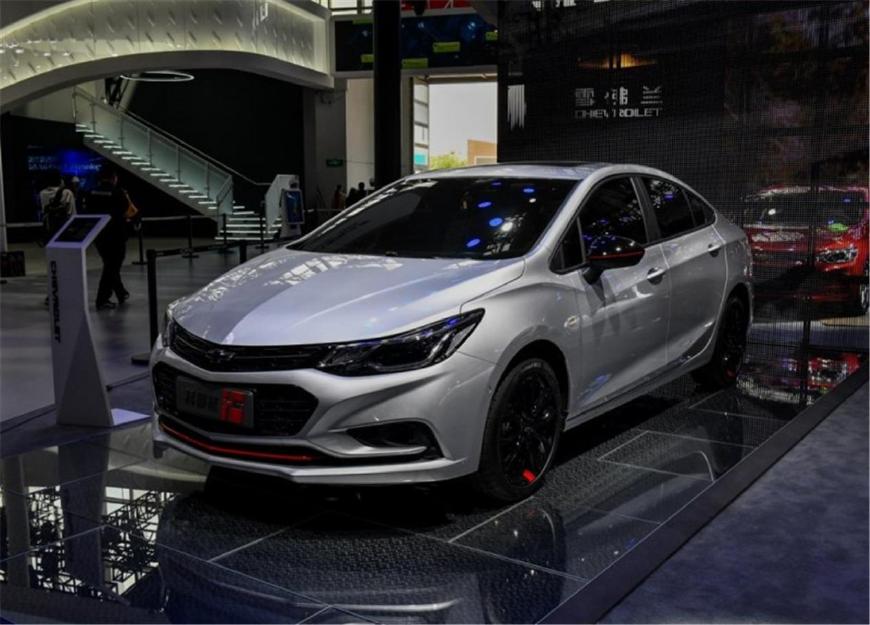 大黄蜂车型最新款,大黄蜂新款老款对比