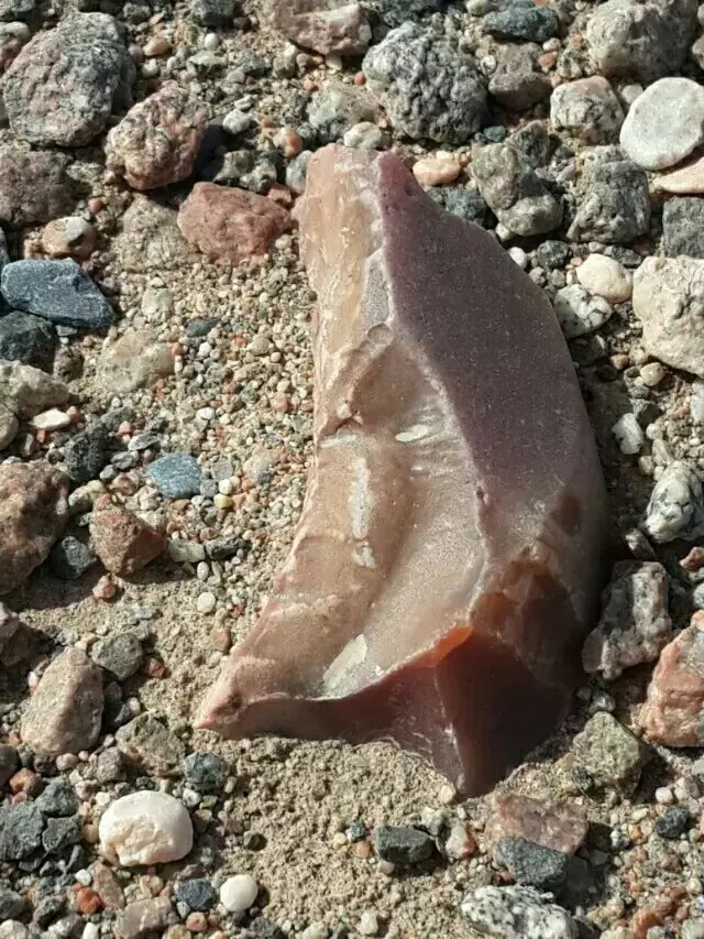 戈壁滩上的神秘石头,新疆罗布泊奇石第一村