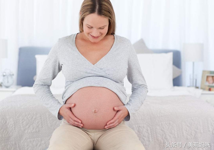 胎儿胎动总踢宫颈位置怎么办,为什么胎动总在右边踢