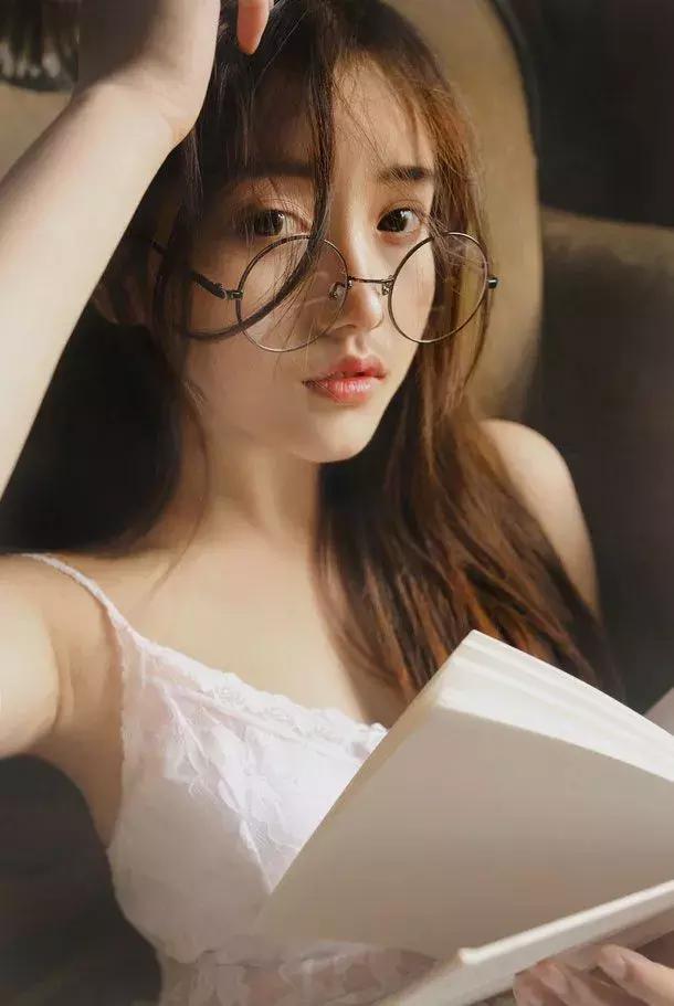 内衣选好反而显瘦,内衣选小号显小还是大号显小