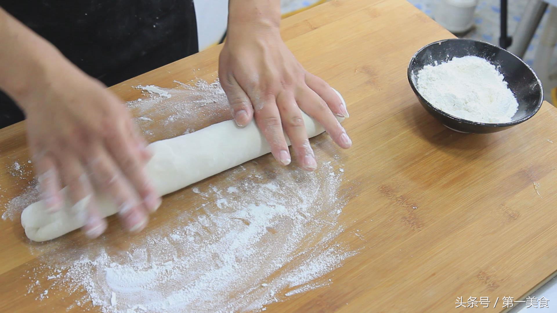 面点师老莫鸡蛋灌饼,面点师教你做鸡蛋饼