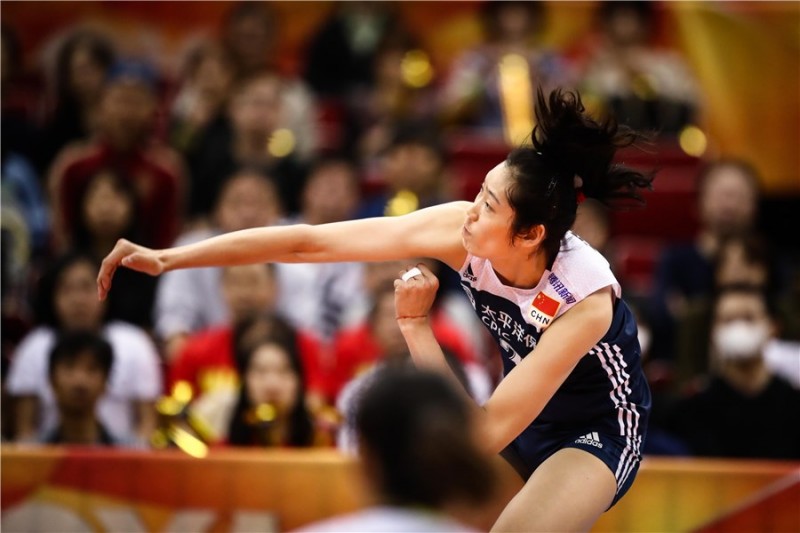 女排中国男足备战,中国女排要是变成男足会怎么样