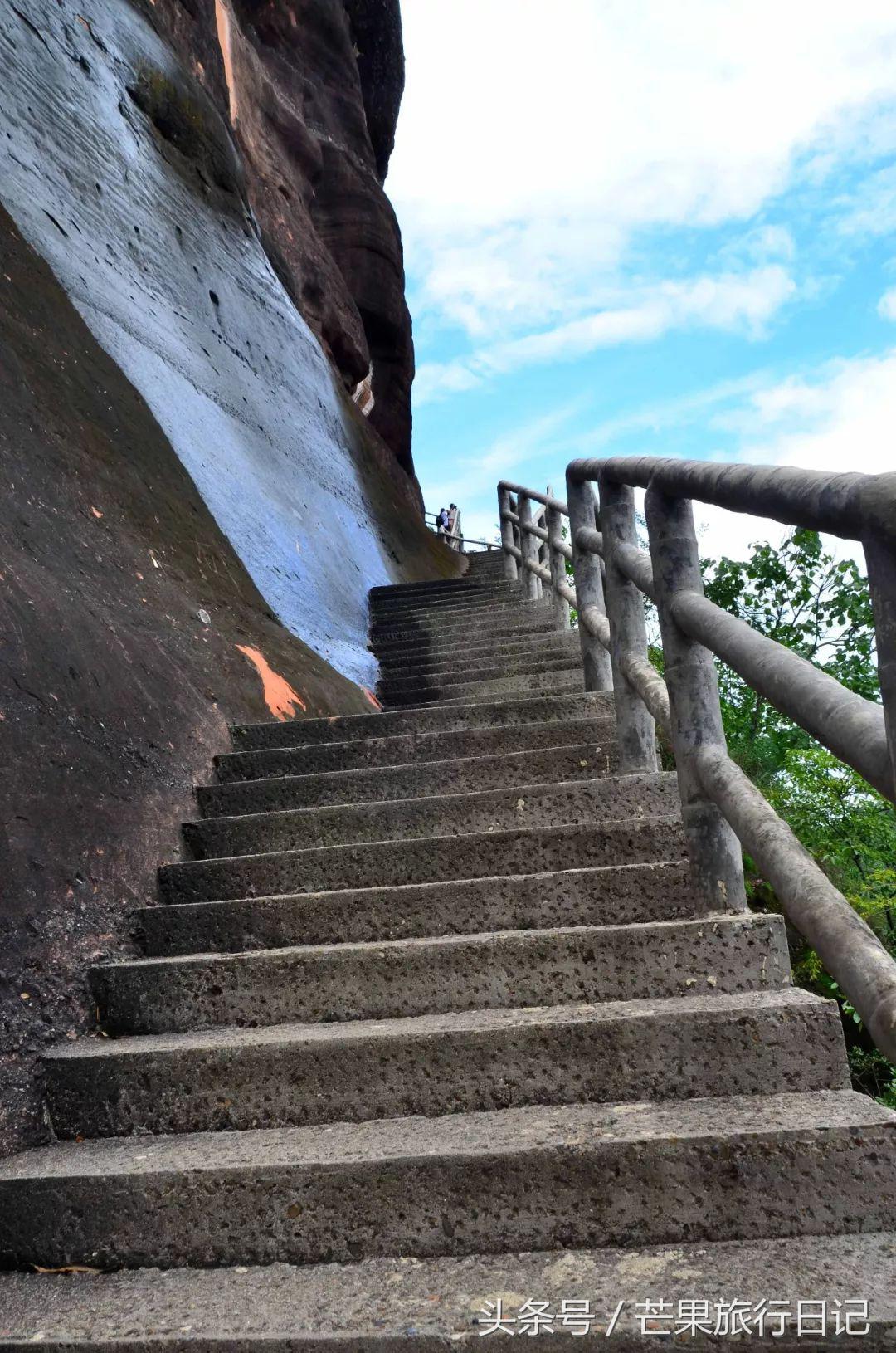 广东韶关丹霞山风景区游览图,广东韶关丹霞山好不好玩
