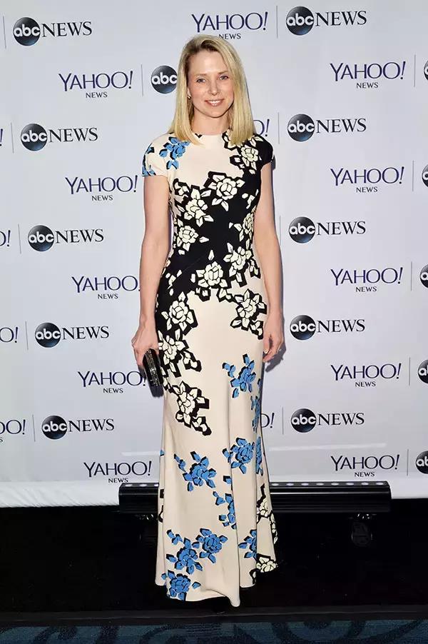 这样穿保准让你天天时髦不重样,女人30学会这么穿时髦感翻倍