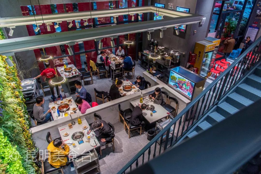 昆明排队4000桌的餐厅,昆明排队餐厅