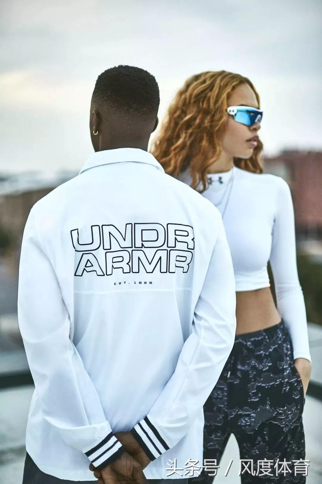 2019秋冬款运动休闲 (今年最流行的秋冬季运动套装)