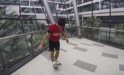 内马尔交叉腿射门,内马尔交叉过人教学