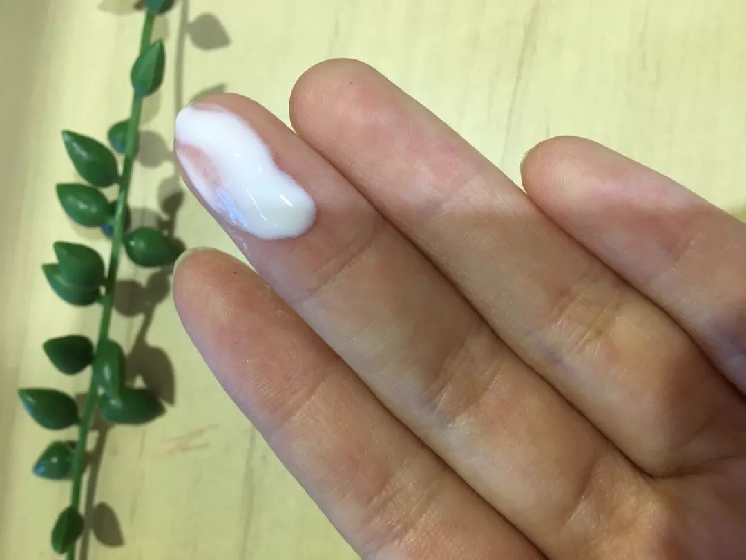 官宣应该配什么图,宣宣同款水乳