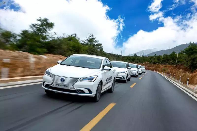 百公里电耗13.7kwh等于多少钱,98万起售最高续航405km