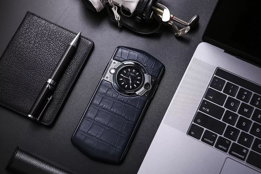 价值十几万的8848手机,8848钟表