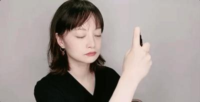 卡粉妆前怎么保湿教程,秋冬底妆起皮卡粉怎么办