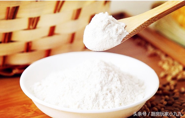 饺子面皮的做法教程,饺子面怎么和怎么擀饺子皮