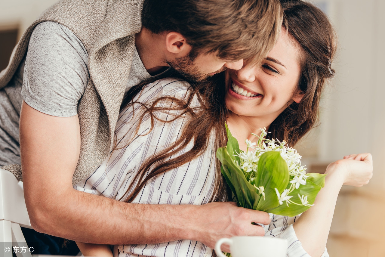 红颜知己与蓝颜知己哪个关系更近 (蓝颜知己和第三者哪个好)