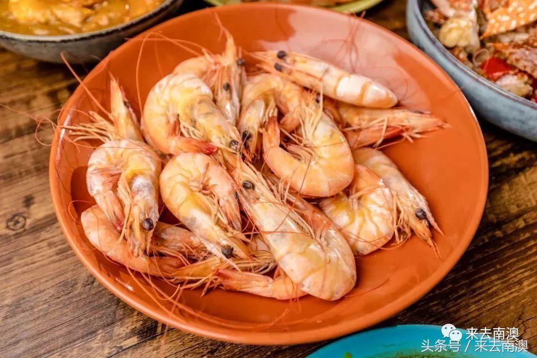 南澳岛寄来一个海鲜大箱,然后朋友圈的人纷纷把她屏蔽了