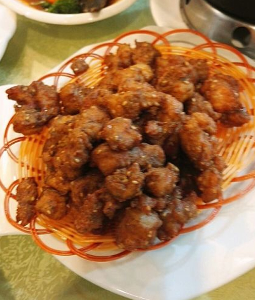 被拆的生日城对门依然屹立不倒的方知九品香味道不错