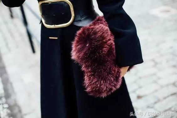 冬天除了衣服要暖，包包也要配合你！