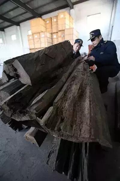 红木家具同材质不同尺寸价格差异,为什么同样红木材质价钱差很多