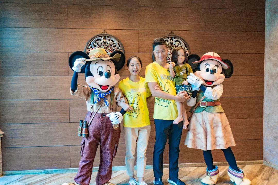 小小布历险记,香港迪士尼小小世界游记