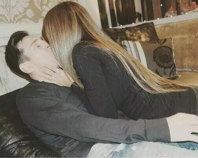 梅西内马尔苏亚雷斯马拉多纳小罗,梅西的成就和马拉多纳谁更厉害