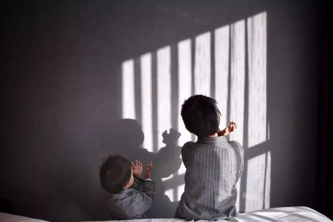 妈妈和孩子一起解决问题,妈妈和宝宝一起生病怎么办