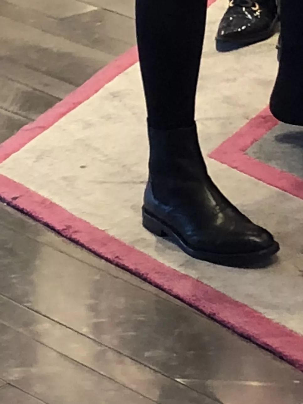 秋冬靴子推荐平价,靴子成都实体店