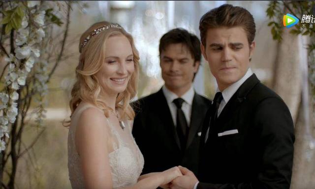 吸血鬼日记卡罗琳现状,吸血鬼日记卡罗琳斯特凡婚礼剪辑