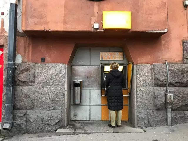 如何在芬兰摆摊赚欧元-自由公路芬兰站之赫尔辛基跨年