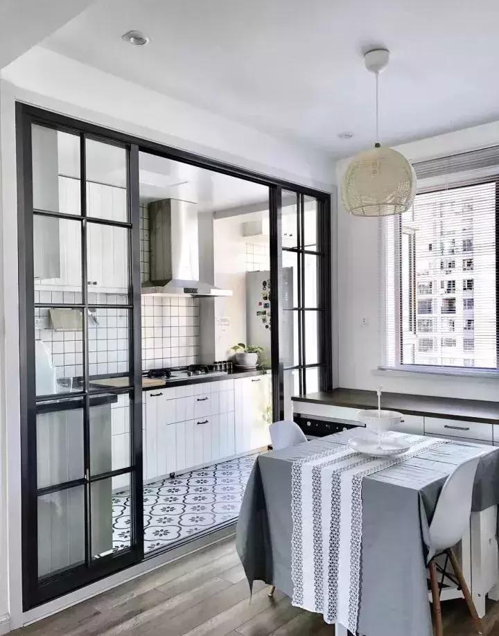 家里装修砸了20公分的承重墙,家里墙全砸了该怎么装修