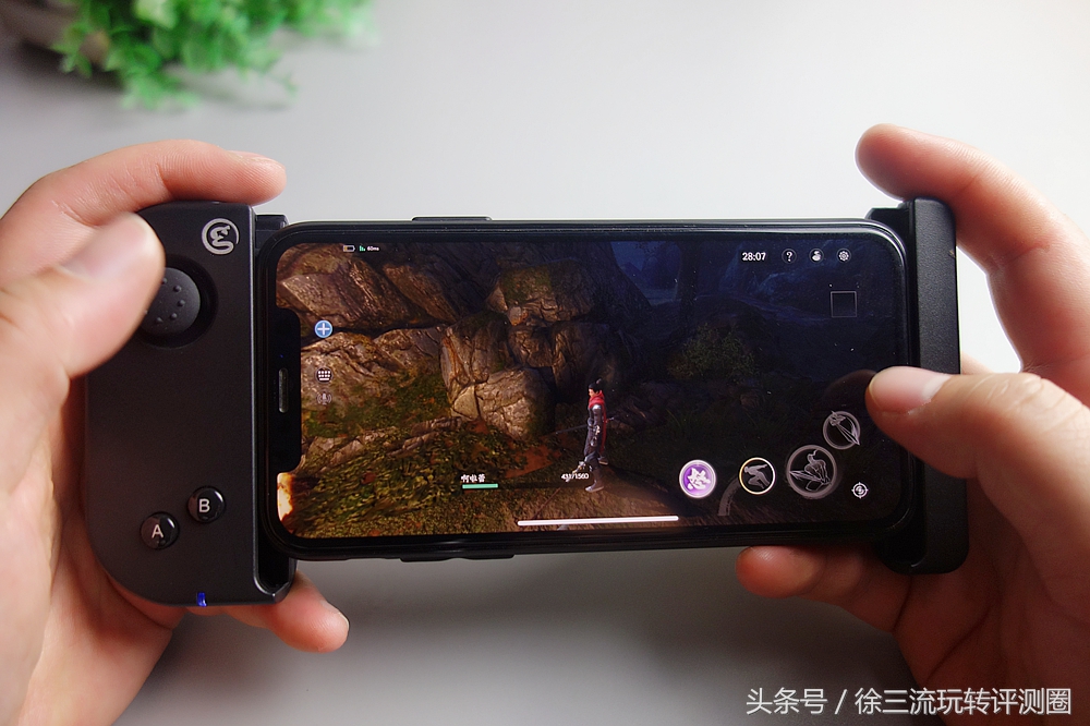 小鸡t6手柄玩吃鸡,小鸡t6游戏手柄