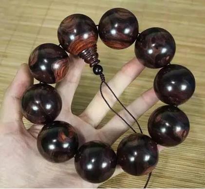 十种海黄手串价格详解大全,海黄手串分类图片