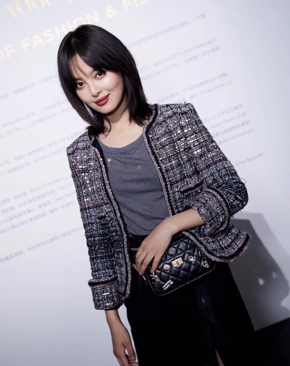 花儿与少年辛芷蕾的发型教程,辛芷蕾发型火了一秒变高级脸