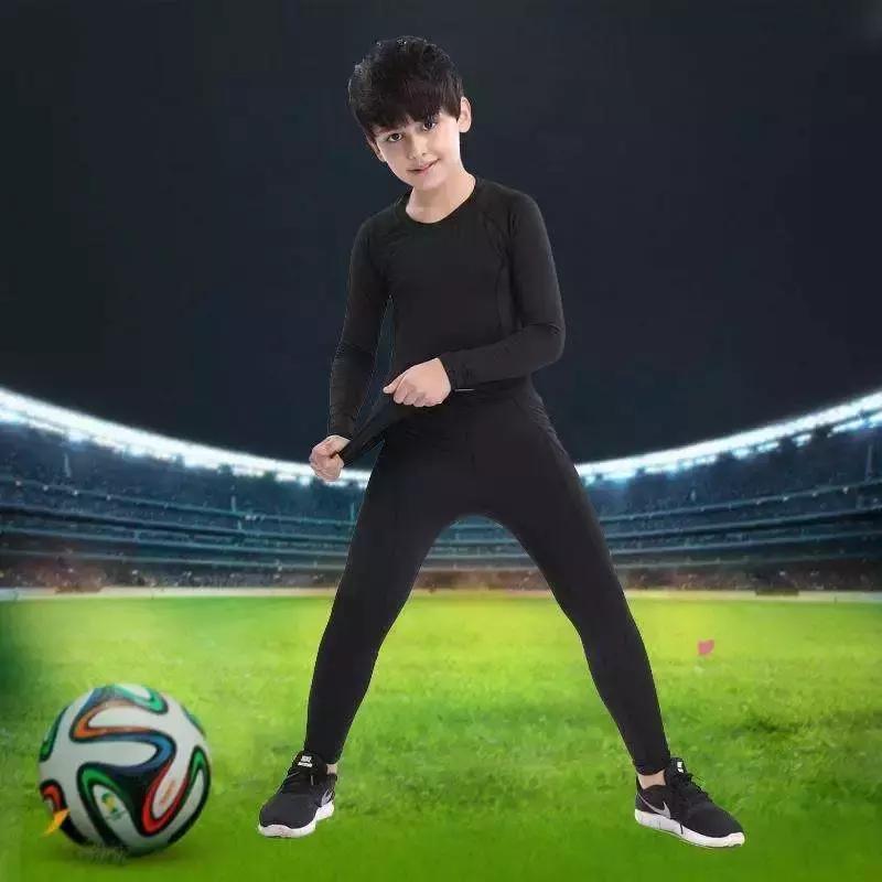 冬季踢球如何穿搭,秋冬踢球怎么穿衣服