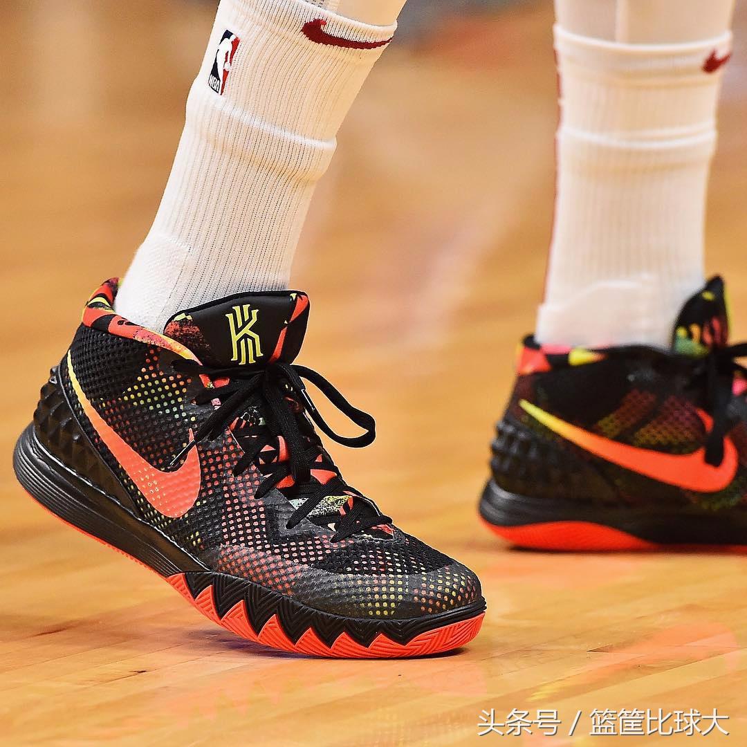 闪电侠的最后一舞！10月25日NBA球鞋赏析