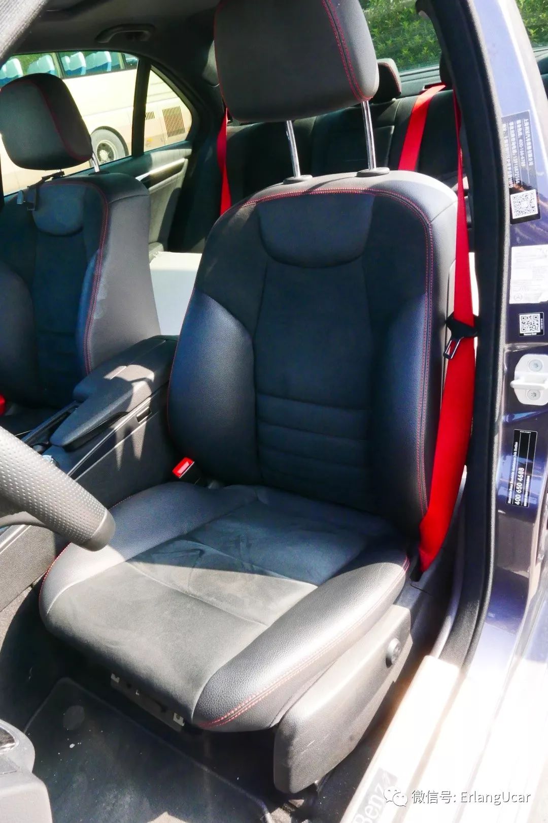 w204奔驰c300coupe,奔驰w204c200旅行版