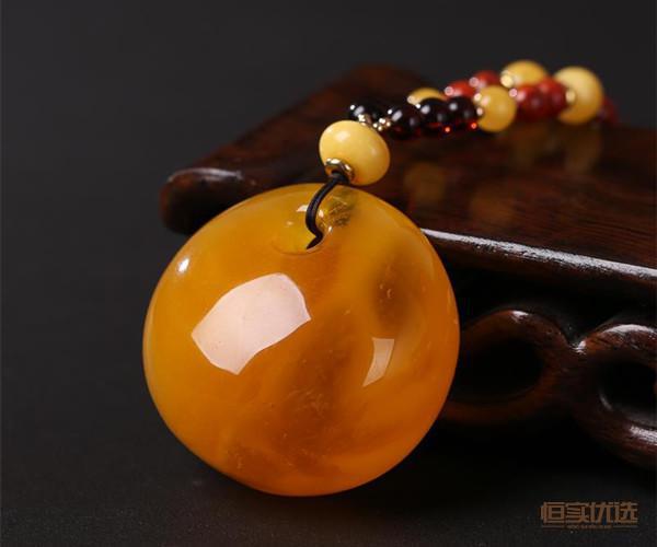 请不要嫌弃,琥珀里面没有气泡很纯净是真的吗