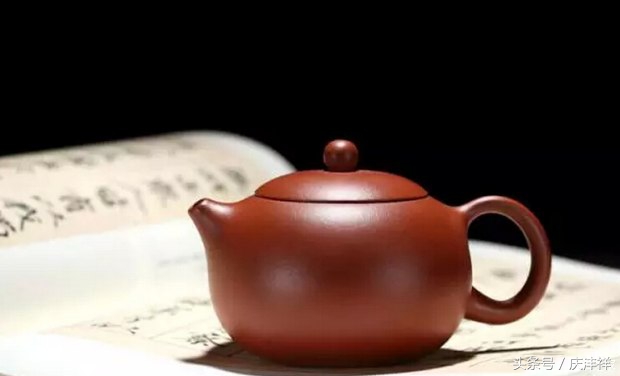 存普洱茶要选香气还是苦涩,存茶的优缺点