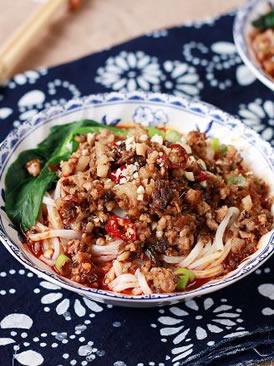 成都清汤杂酱面,成都最出名的杂酱面