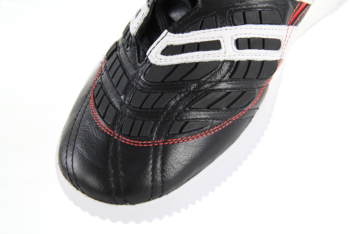 鐚庨拱涔嬮瓊闃胯开杈炬柉閰嶈壊,闃胯开杈炬柉鐚庨拱predator钃濊壊