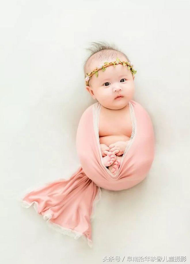 新生儿满月照摄影作品,新生儿满月照模板